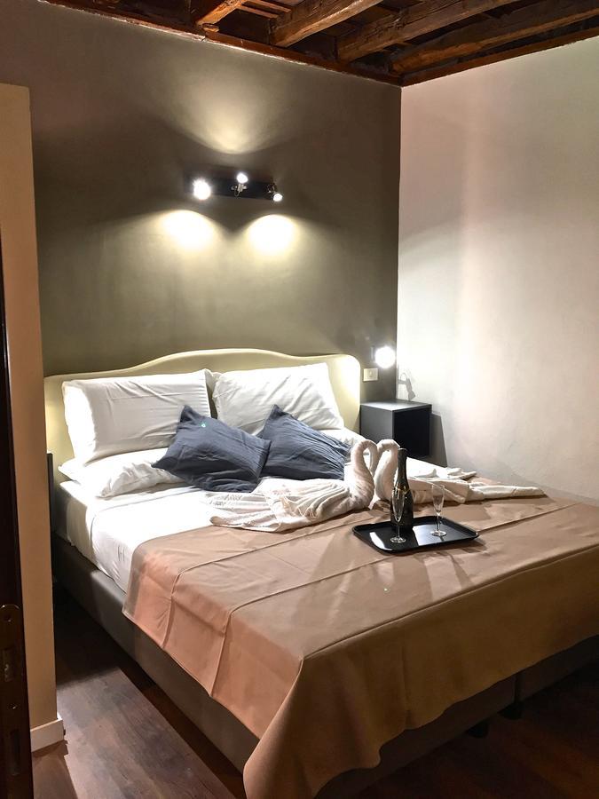 Do-Do Navona Suites Rome Bilik gambar